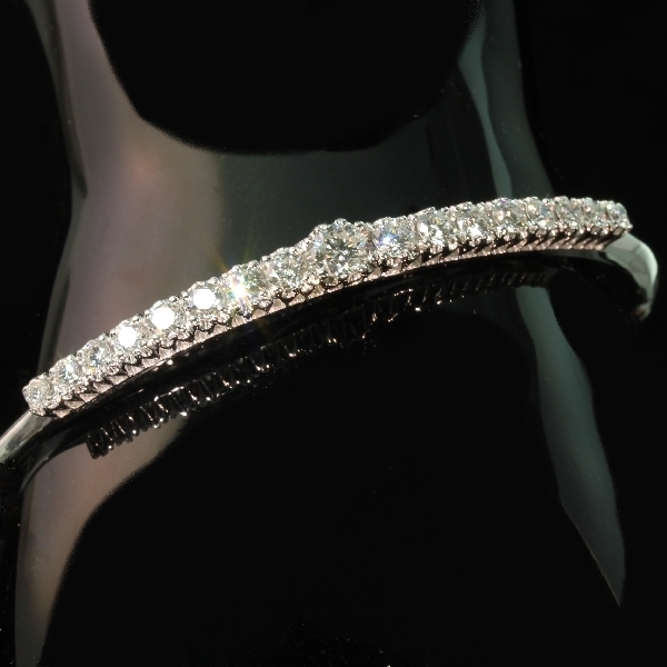 Estate diamond in-line bangle
